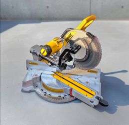 DEWALT 12" Dual Bevel Sliding Corded Miter Saw