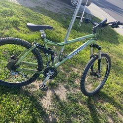 Kona  Dawg   Full Suspension Mountain Bike