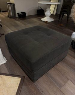 Ottoman with storage