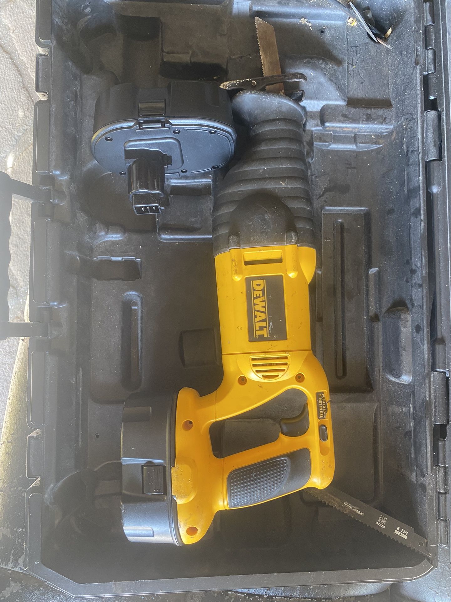 Dewalt SawZall With Case And 2 Batteries