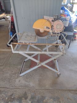 Tile saw