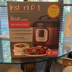 Brand new never used Instant Pot 7-in-1