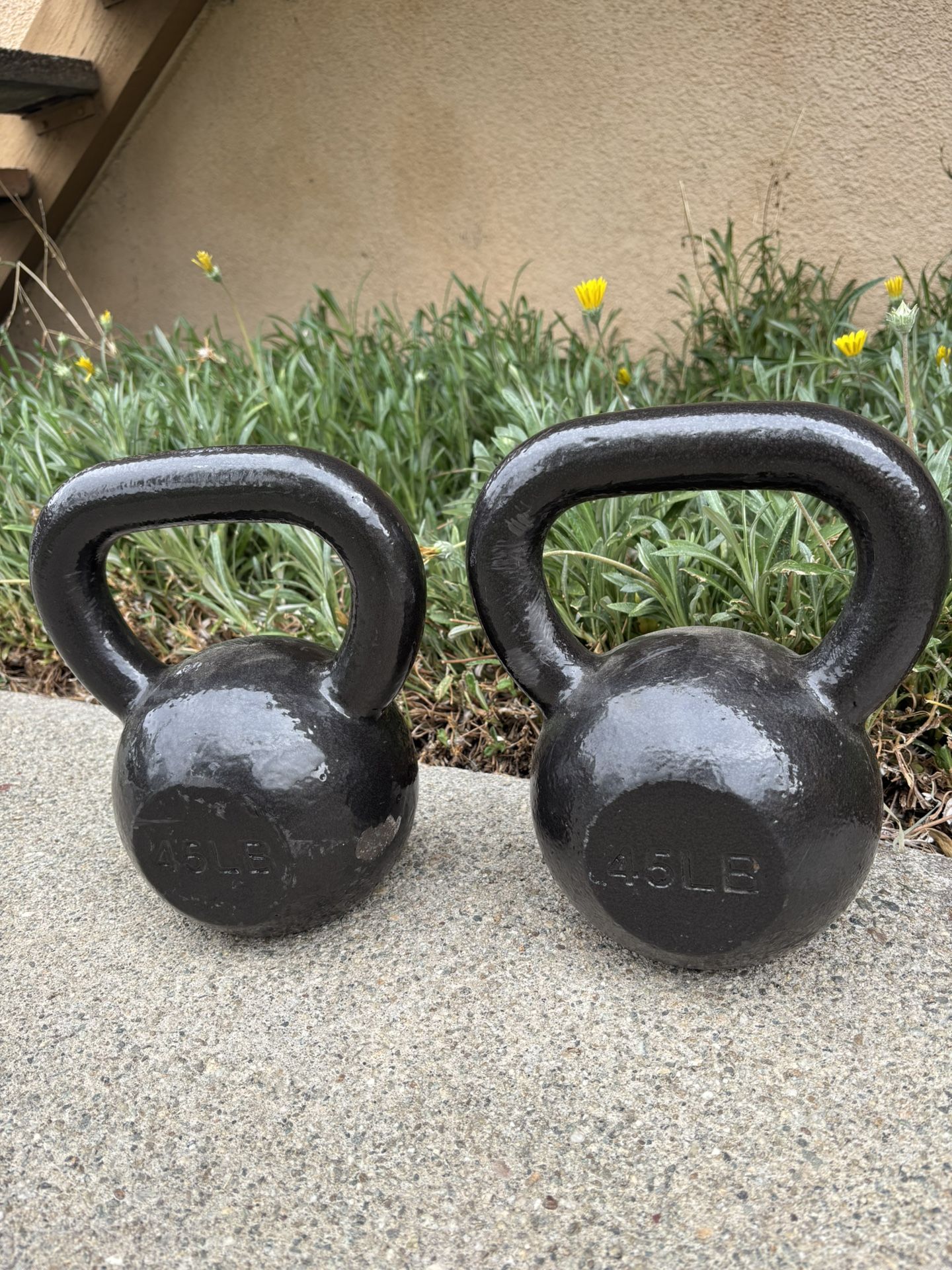 2x45 Lb Kettle Bell Weights $80 Firm