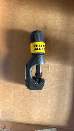 Yellow Jacket 60101 Small Tube Cutter, 1/8 to 1-1/8"