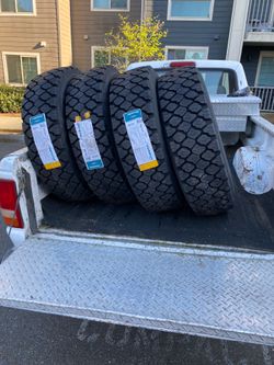 New tires for tow truck (fits international ) dimensions and size on description
