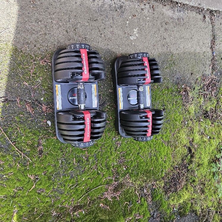 Bowflex Select Tech 552 Adjustable Dumbbells 1 Pair Great Condition Prices For A Set Prices Firm No Offers No Trades, Garage East Side