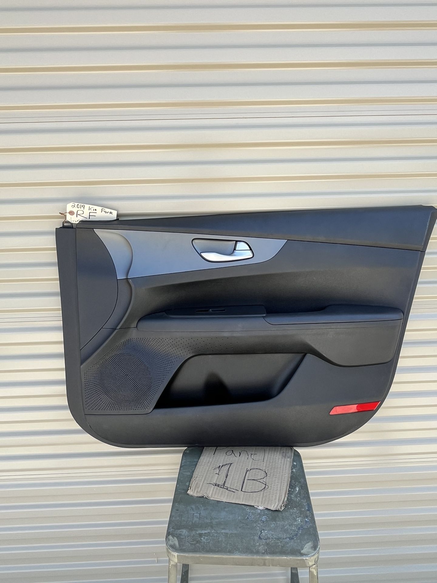 2019 To 2021 Kia Forte Right Front Door Panel