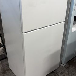 Whirlpool Top Freezer Refrigerator 