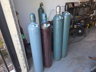 Welding bottles