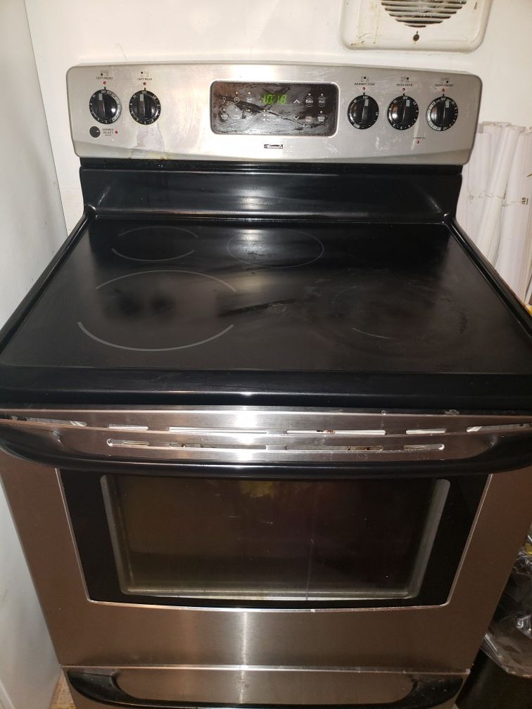 Electric Kenmore Oven Stove Self cleaning