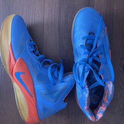 Nike Basketball Shoes, size 9.5, like new 