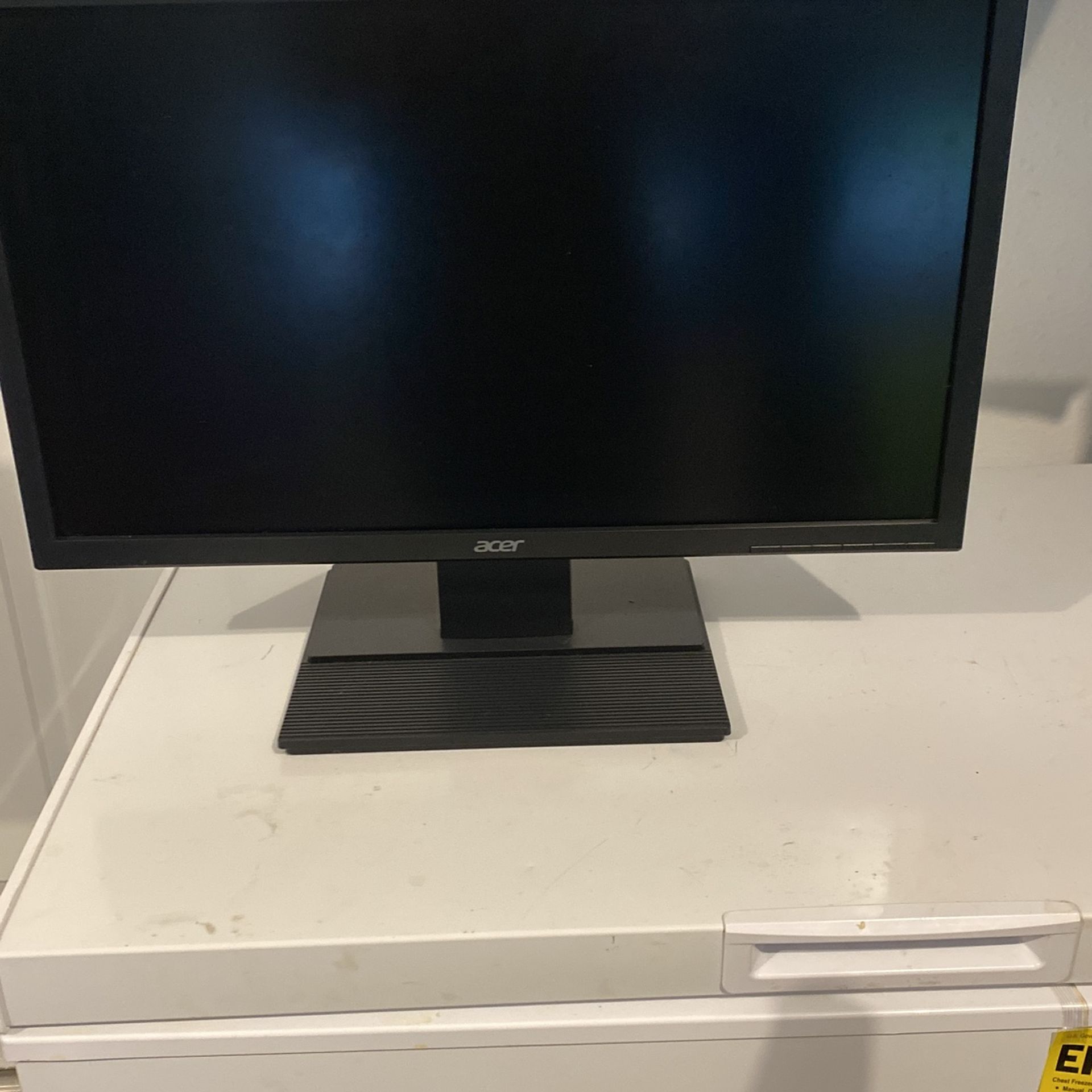 Acer Monitor 22”