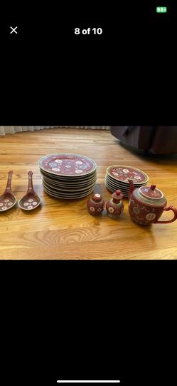 Chinese Antique Porcelain Plate Set