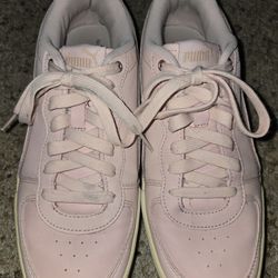Puma soft foam pink shoes