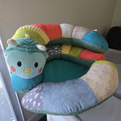 Infantino Prop-A-Pillar Tummy Time