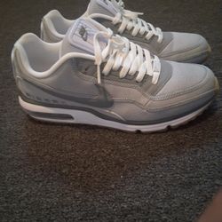 NIKE AIR MAX LTD 3 Sneaker (Size 9 Men)