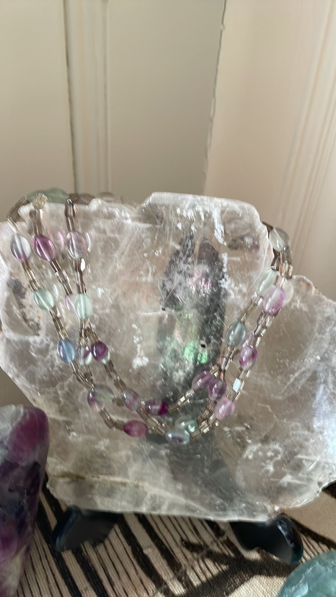 Beautiful Fluoride Choker With Silver Clasp