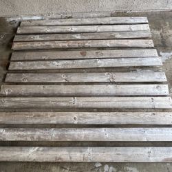 Weathered 1x6x8 Pine Boards 