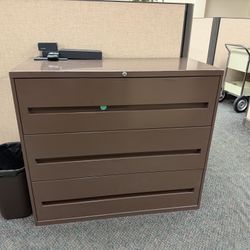 Filing Cabinets 