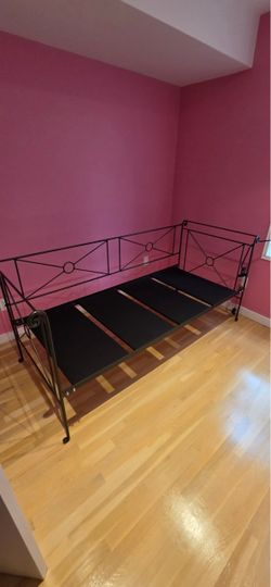 Black metal daybed