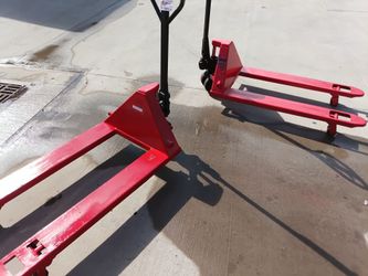 New  Condition palletjacks $249-299ea nice
