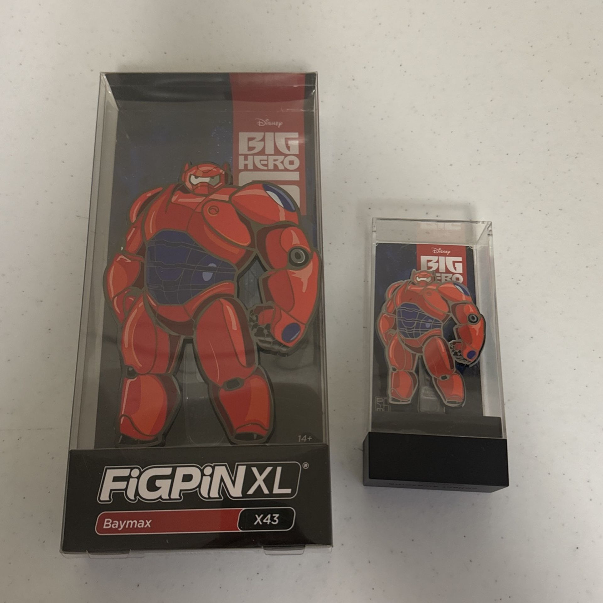 Disney Baymax Fig pin XL And Standard