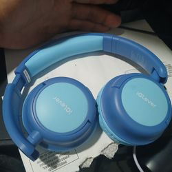 Kids Iclever Blue Bluetooth headphones