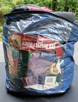 Northwest Territory Olympus Adult Sleeping Bag (King Size with Built-In Pillow)