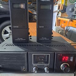REALISTIC  TRC-441  40 CHANNELS  LED/PLL CIRCUIT  WITH 2  TRC-216  40 CHANNELS CITIZEN BAND TRANSCEIVER'S  
