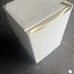 Mini Fridge