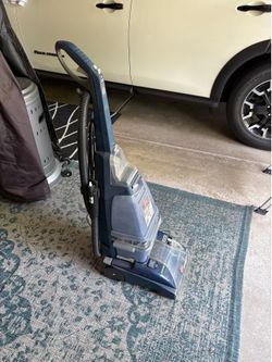 Carpet cleaner machine in very good condition