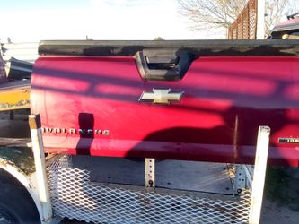 Puerta trasera de una troca Chevrolet