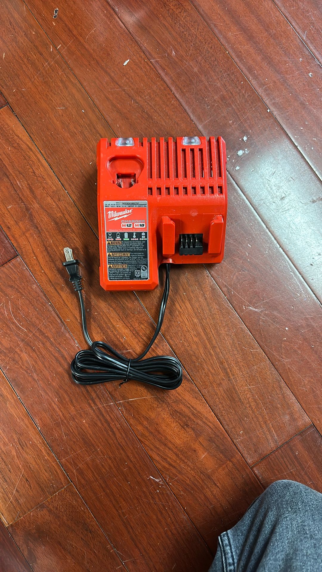 M12 M18 Milwaukee Charger