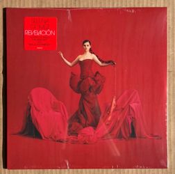 Selena Gomez - Revelación Vinyl Record