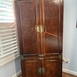 TV Cabinet/Armoire