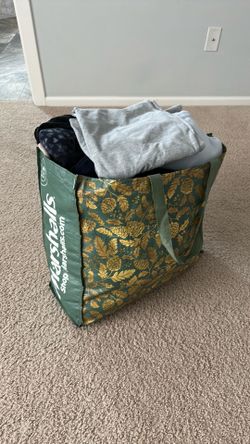 Free women’s clothing sizes S-M