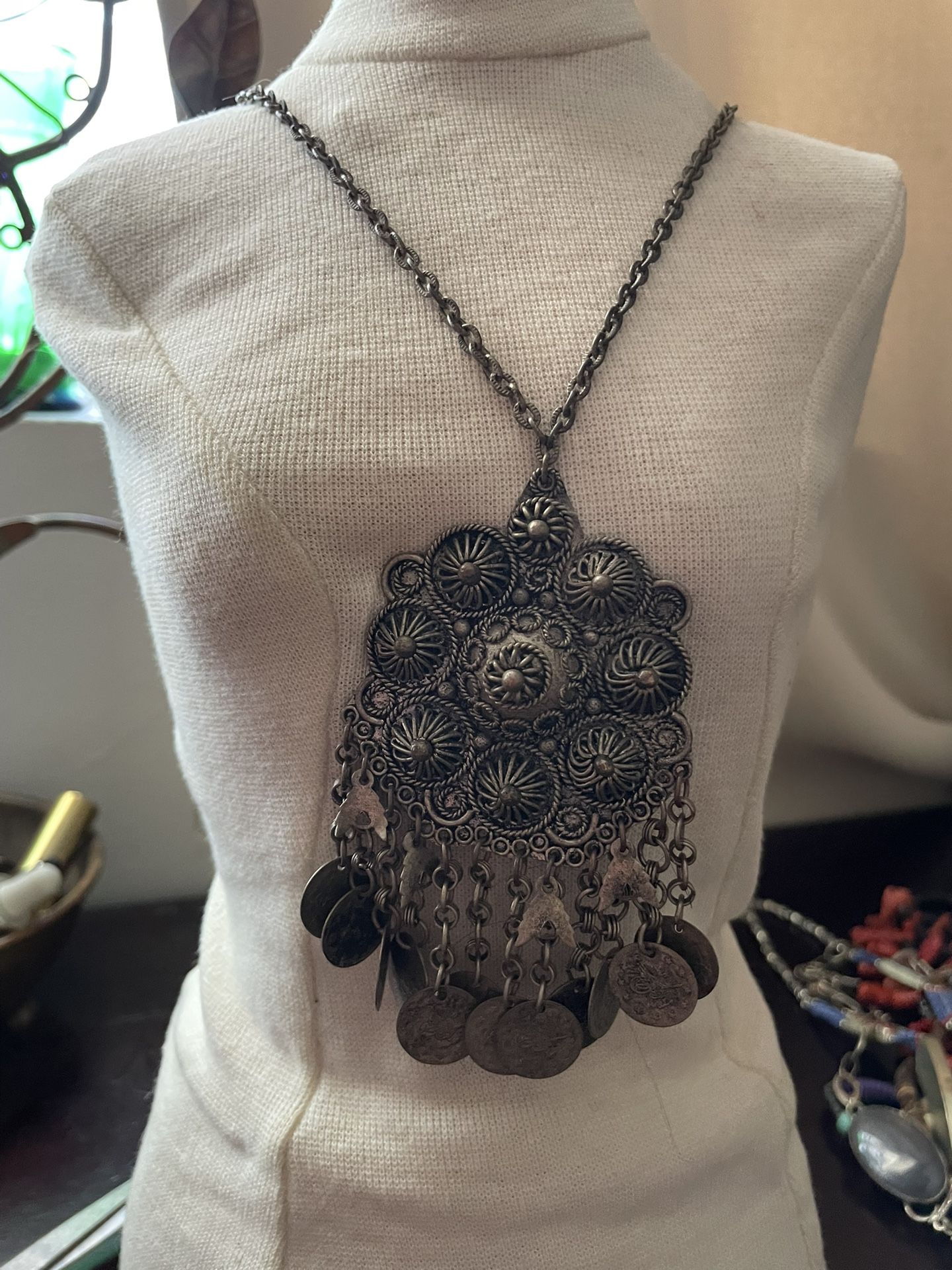vintage necklace/brooch