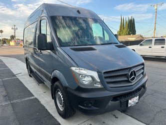 Mercedes-Benz Sprinter High Roof Van