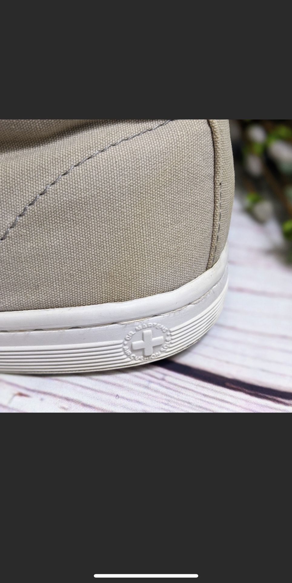 Dr. Martens Lamar White Canvas Chukka Sneaker Boots US 10  display picture 3