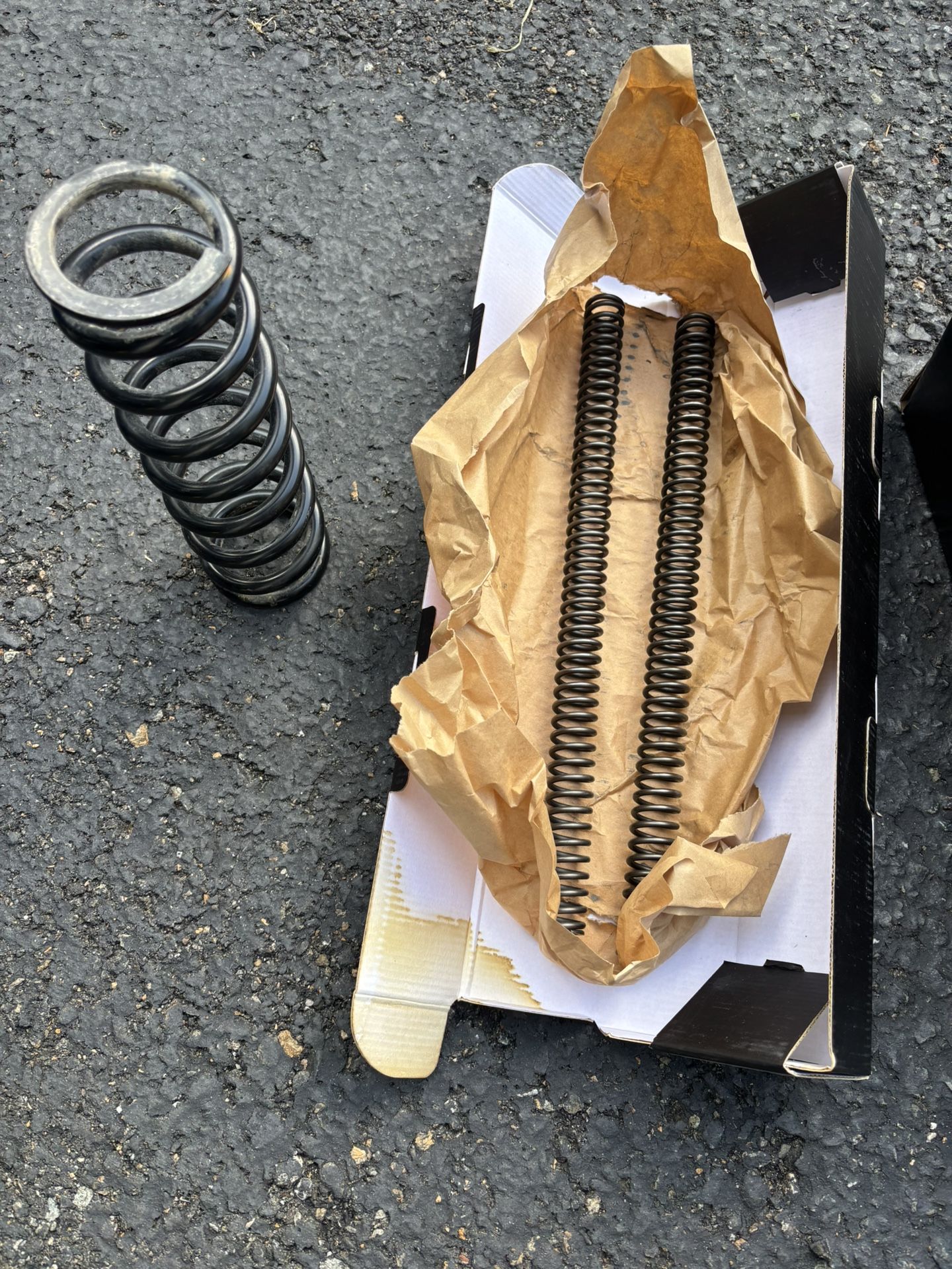 2021 KLX 140 Springs 