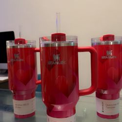 Valentine’s Day Limited Edition 40oz Stanley Cup