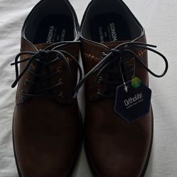 Sonoma shoes size 10