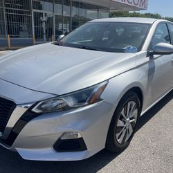 2019 Nissan Altima 