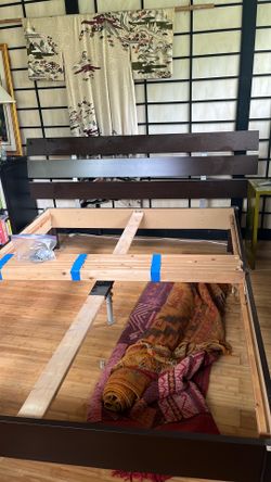 Free queen bed frame