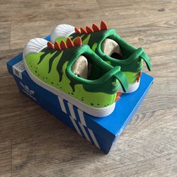 Adidas Kids Neon Green Skate-Style Slip-On Shoes Size 2 NWOT