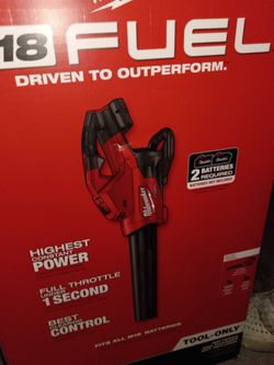 Milwaukee M18 dual battery blower