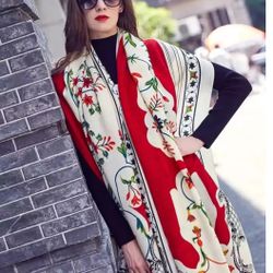 Luxurious Extra Large 100% Australia Fine Wool Shawls /Scarf-96inx43in