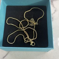 ✔️ Gold plated chain