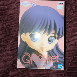 Sailor Mars school uniform figure