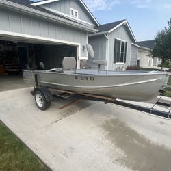 14.5 aluminum Trolling Boat, With Trailer. 